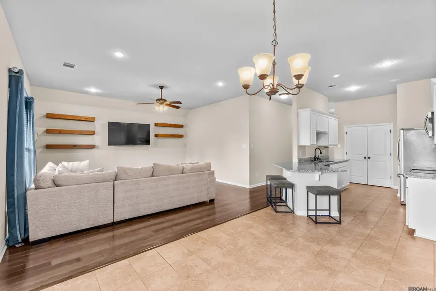 26579 Old Barnwood Ave, Denham Springs, LA 70726 - Image #3