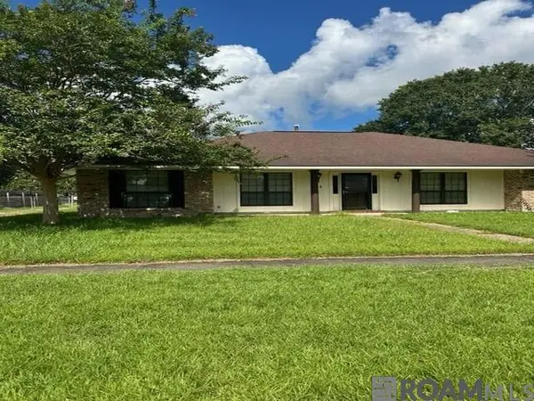 4808 Doral Dr, Baton Rouge, LA 70816