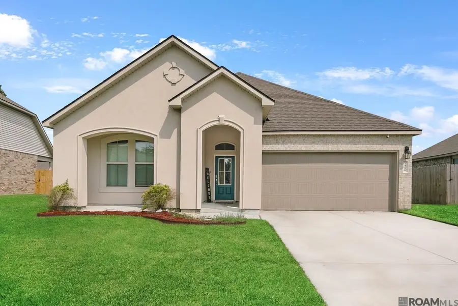 34226 Garnet Lake Dr, Walker, LA 70785 - Image #2