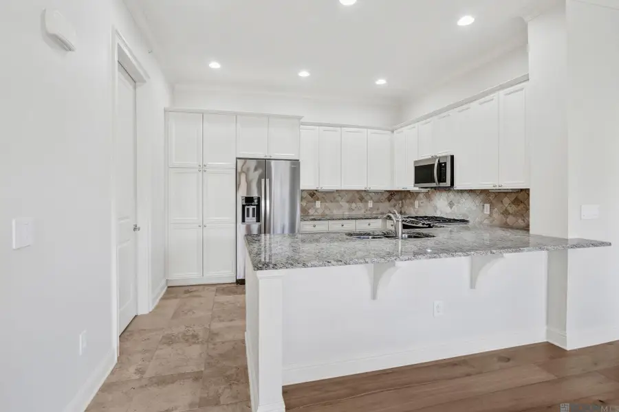 998 Stanford Ave #402, Baton Rouge, LA 70808 - Image #3