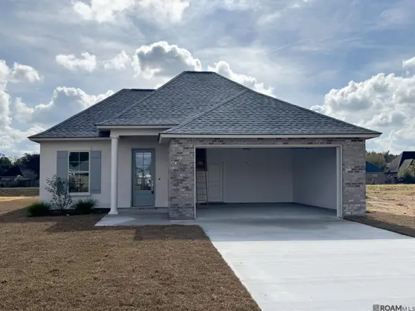 10474 Highpoint Dr, Denham Springs, LA 70706