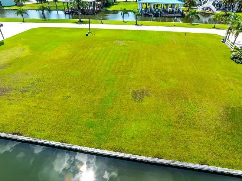 70 Queen Bess, Grand Isle, LA 70358 - #2