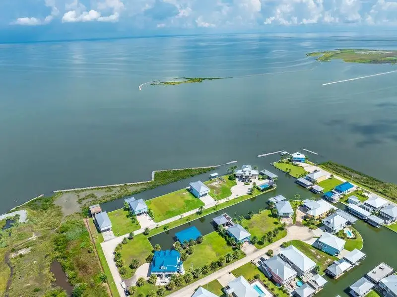 70 Queen Bess, Grand Isle, LA 70358 - #3