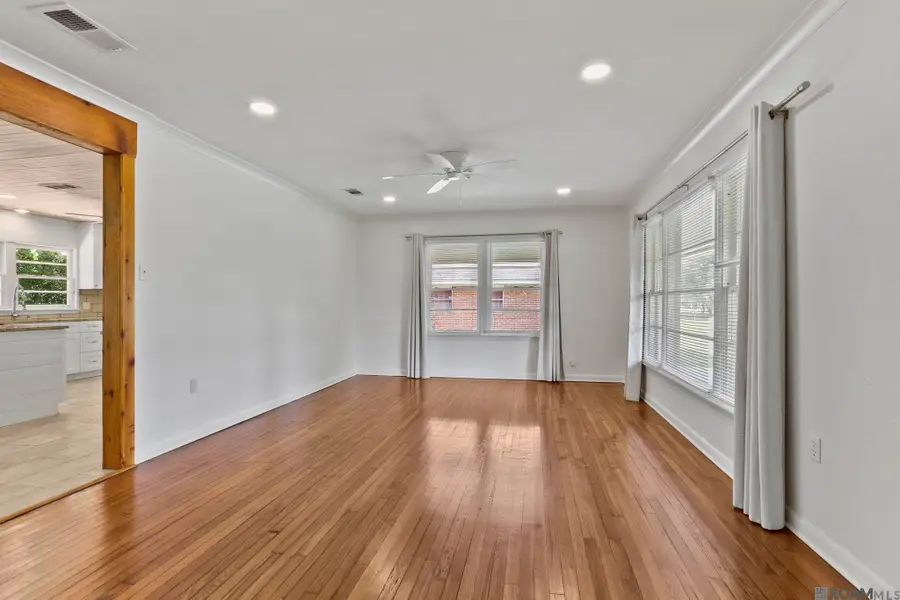 155 Highland Park Dr, Baton Rouge, LA 70808 - Image #2