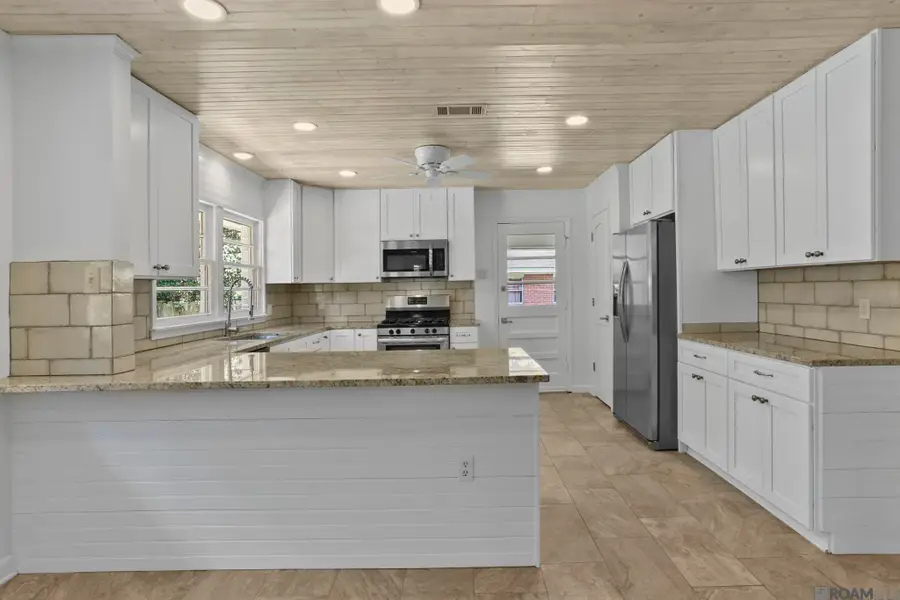155 Highland Park Dr, Baton Rouge, LA 70808 - Image #3