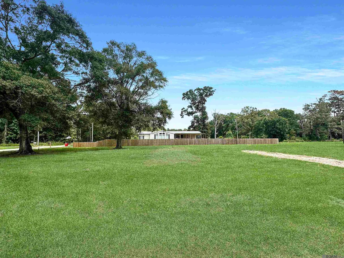 37722 Webb Rd, Denham Springs, LA 70706 - Image #1