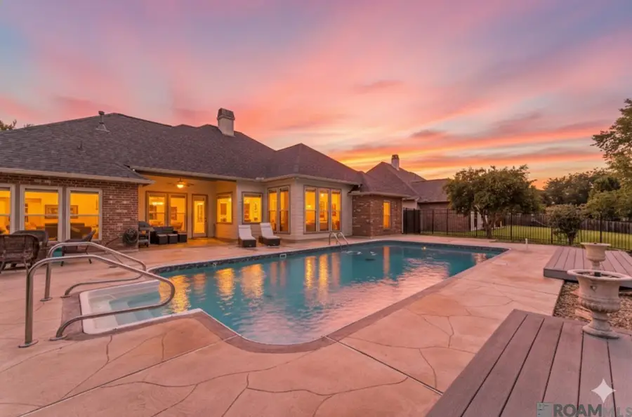 39359 Lakeland Ave, Prairieville, LA 70769 - Image #2