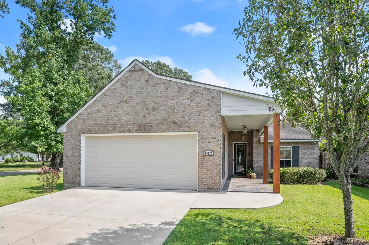 36527 Retreat Ln, Prairieville, LA 70769 - Image #1