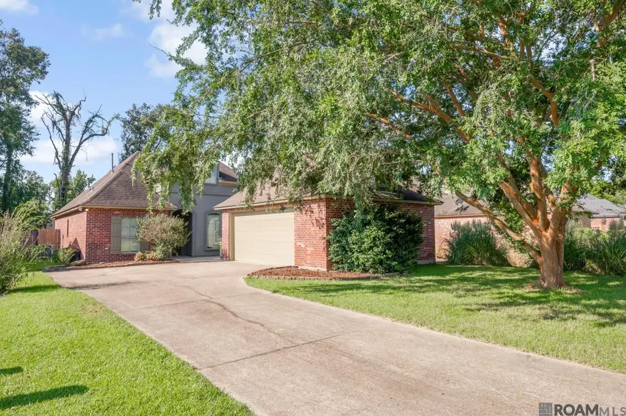 42221 Conifer Dr, Gonzales, LA 70737 - Image #3