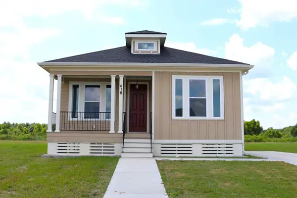 618 Jean Charles Boulevard, Gray, LA 70359