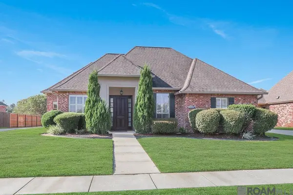 13298 Brookcrest Dr, Walker, LA 70785