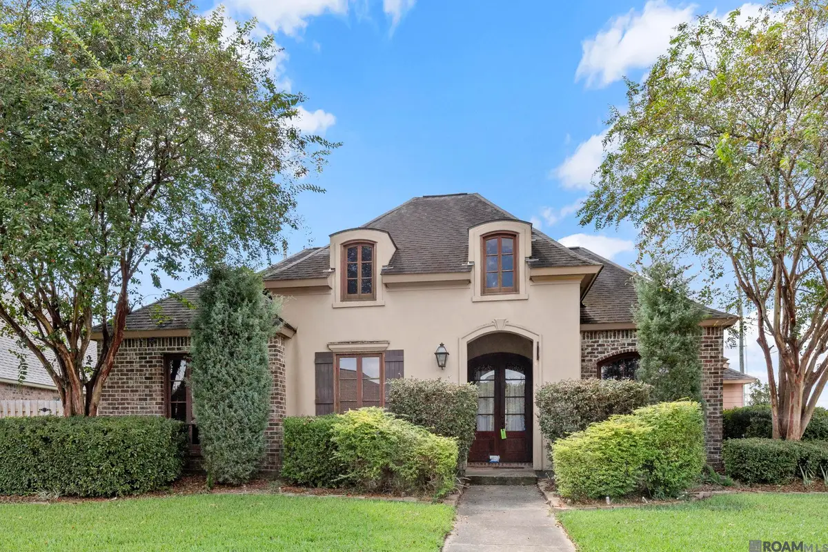 2058 Pointe South Dr, Zachary, LA 70791 - Image #1