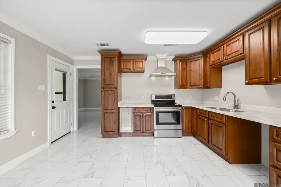 10844 Carmel Dr, Baton Rouge, LA 70818 - Image #3
