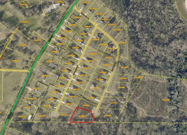 51151 Riverbend Dr, Independence, LA 70443