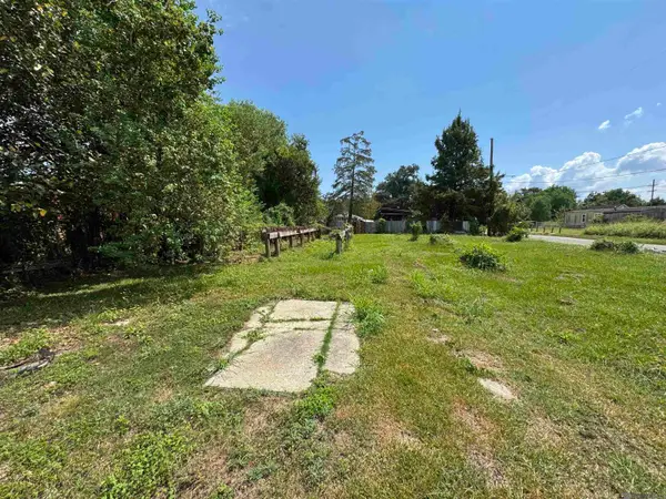 2307 Deslonde Street, New Orleans, LA 70117