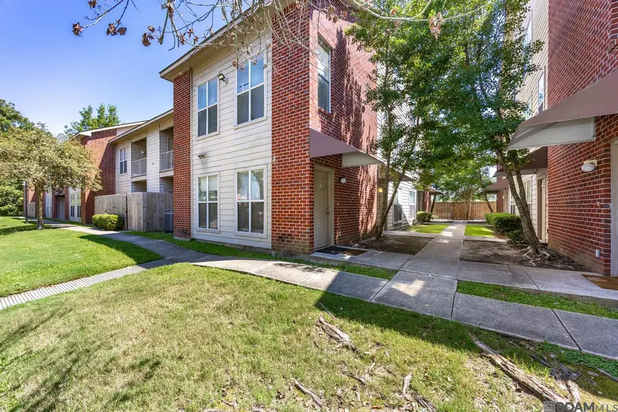 5165 Etta St #8B, Baton Rouge, LA 70820 - Image #2