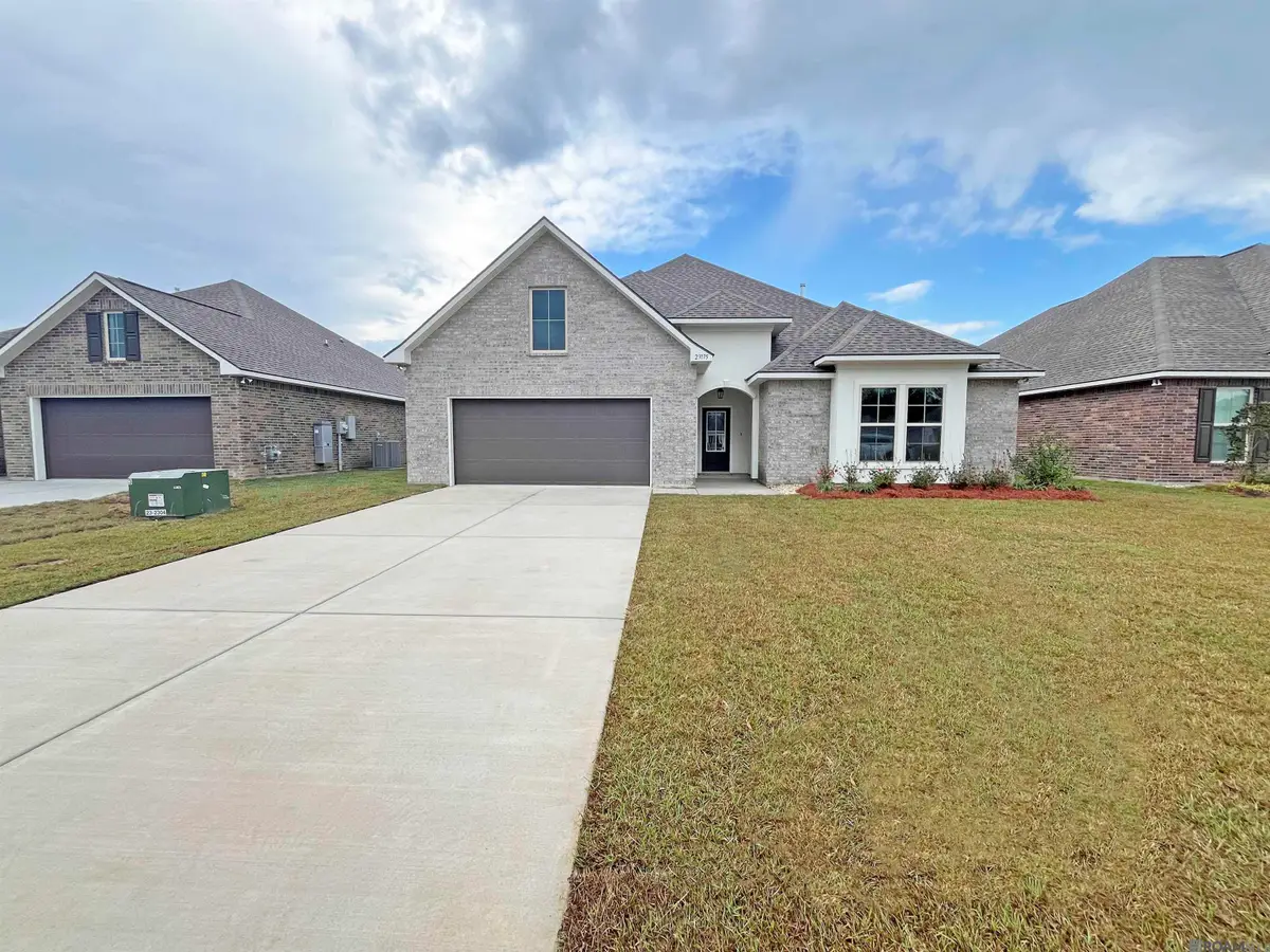 23119 Waterbuck Lake Ct, Denham Springs, LA 70726 - Image #1
