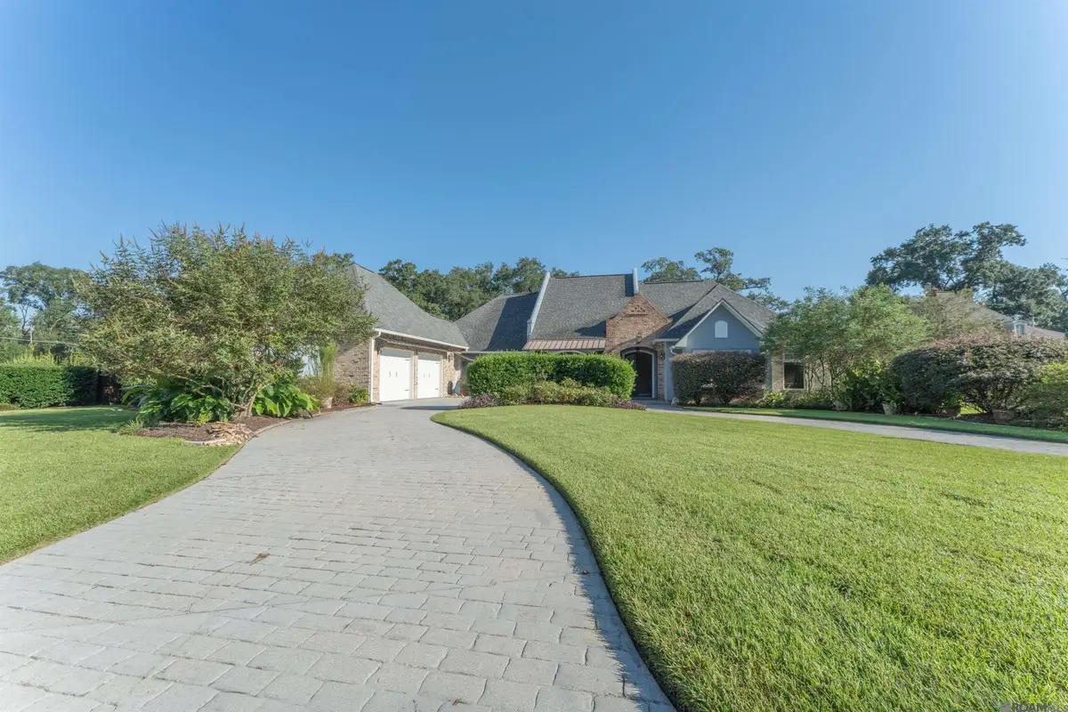 36408 Rue Lamonte Ct, Prairieville, LA 70769 - Image #1