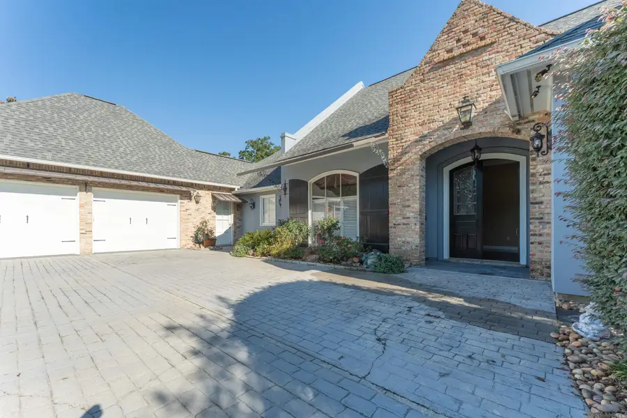 36408 Rue Lamonte Ct, Prairieville, LA 70769 - Image #2