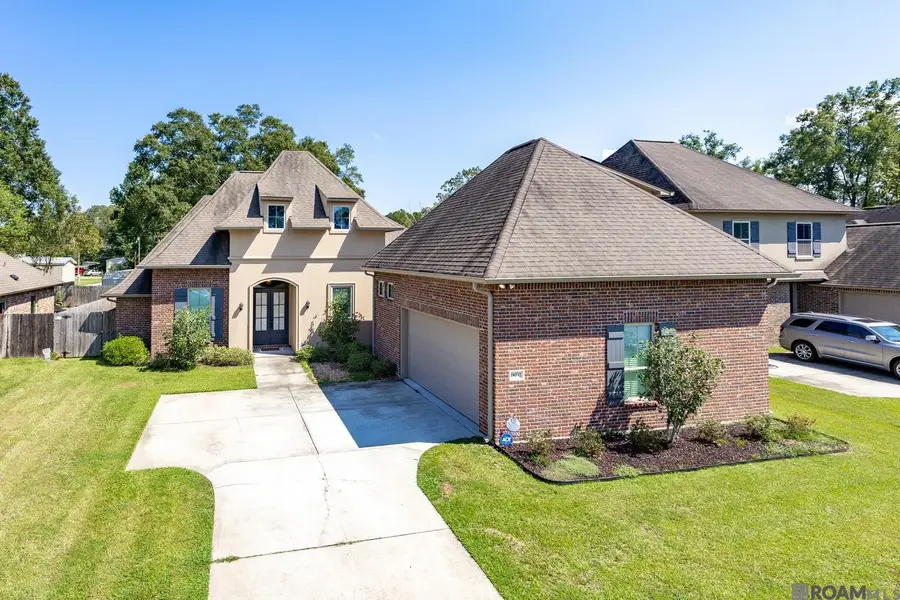 18032 River Landing Dr, Prairieville, LA 70769 - Image #2