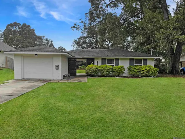 723 Poplar St, Denham Springs, LA 70726