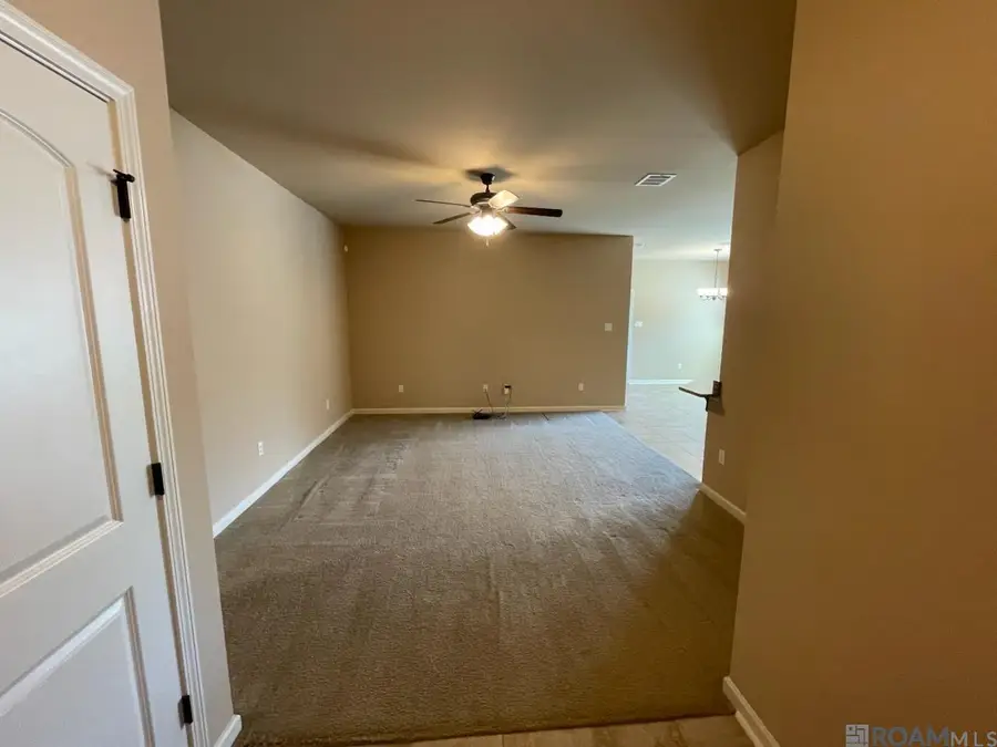 15364 Mossystone Dr, Prairieville, LA 70769 - Image #3