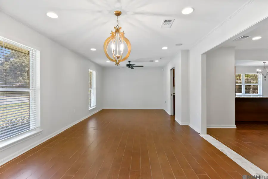 8848 Norfolk Dr, Baton Rouge, LA 70809 - Image #3