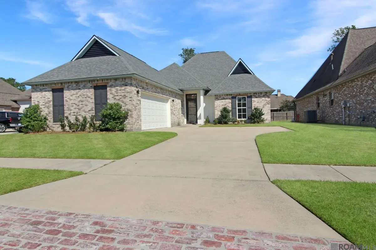 13200 Oakbourne Ave, Geismar, LA 70734 - Image #1