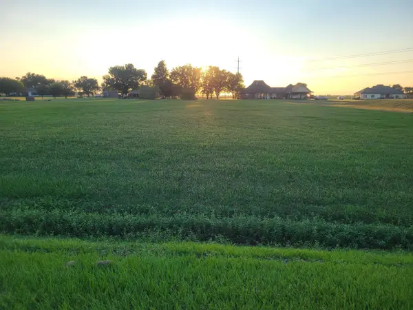 LOT 3 Col-van Street, Raceland, LA 70394