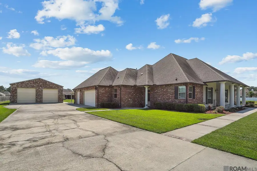 42439 Clouatre Rd, Gonzales, LA 70737 - Image #3