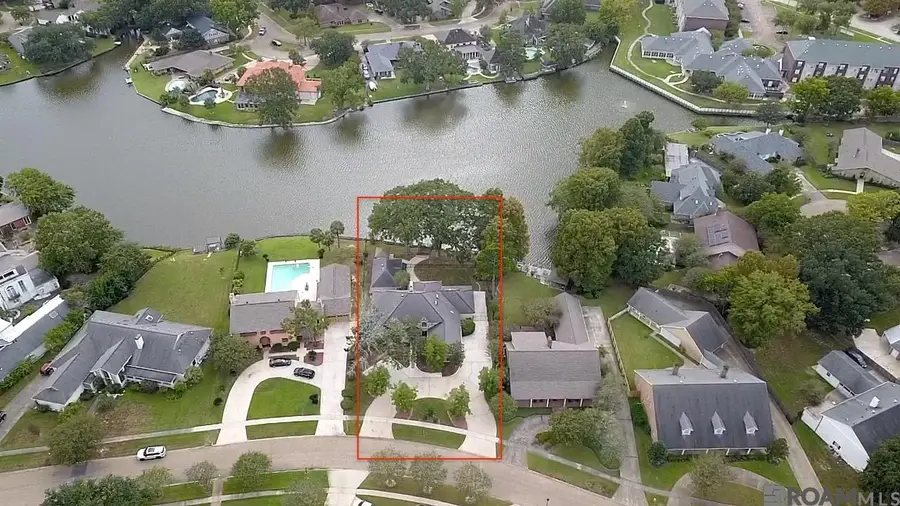 12028 Lake Sherwood Ave, Baton Rouge, LA 70816 - Image #2