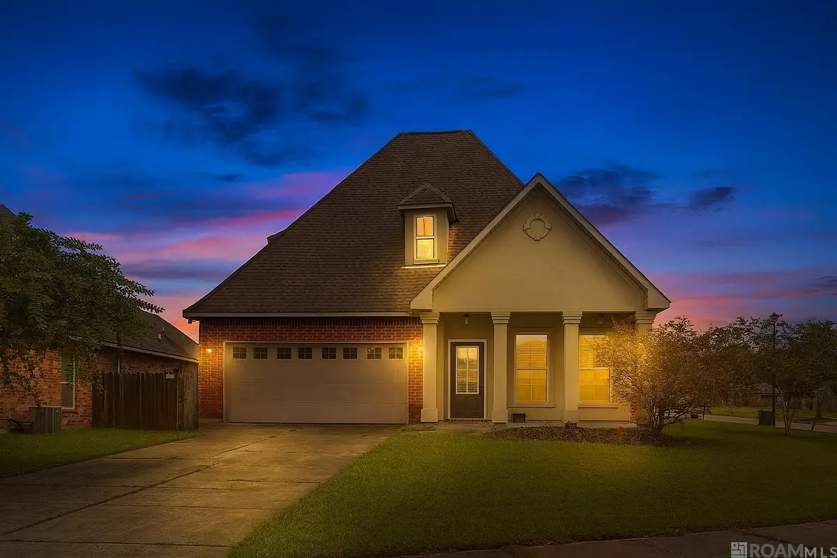 17004 Sills Dr, Prairieville, LA 70769 - Image #1