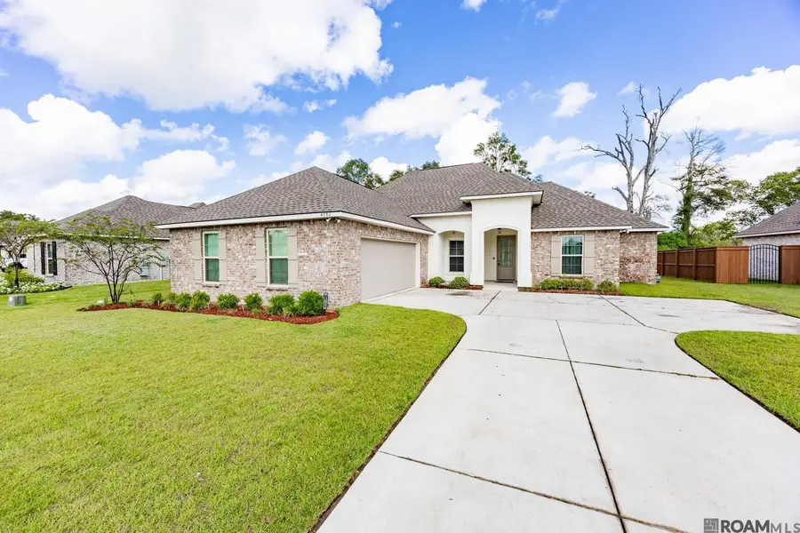 4758 Bayou Plantation Dr, Addis, LA 70710 - Image #2