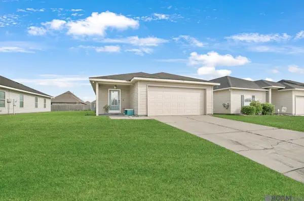 42456 Goldstone Ave, Prairieville, LA 70769