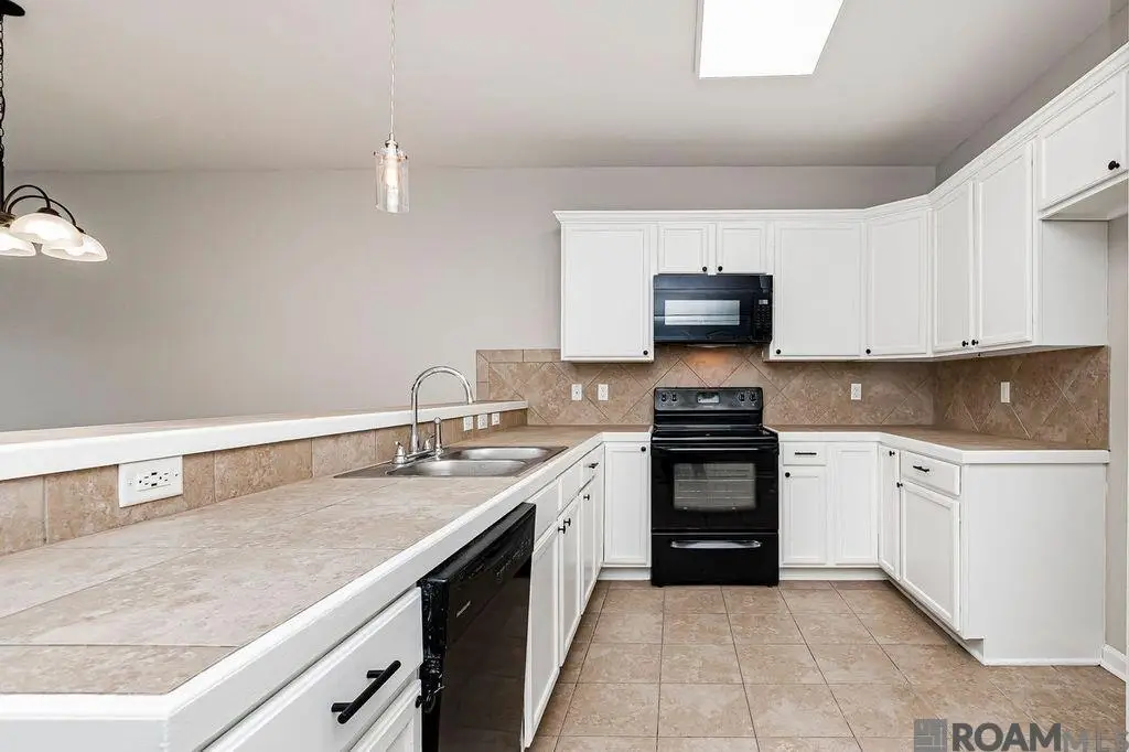 6525 Audubon Blvd, Sorrento, LA 70778 - Image #1