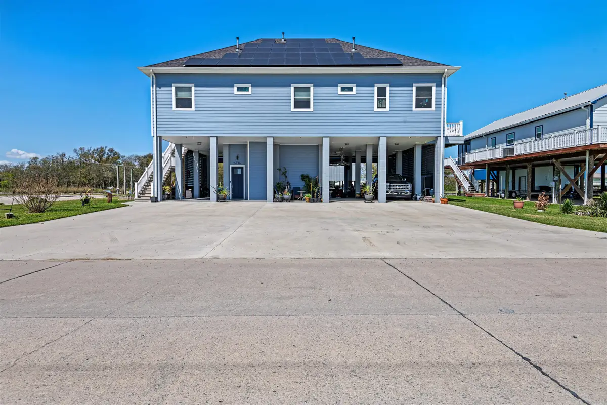 6236 Bayouside Dr, Chauvin, LA 70344 - #1