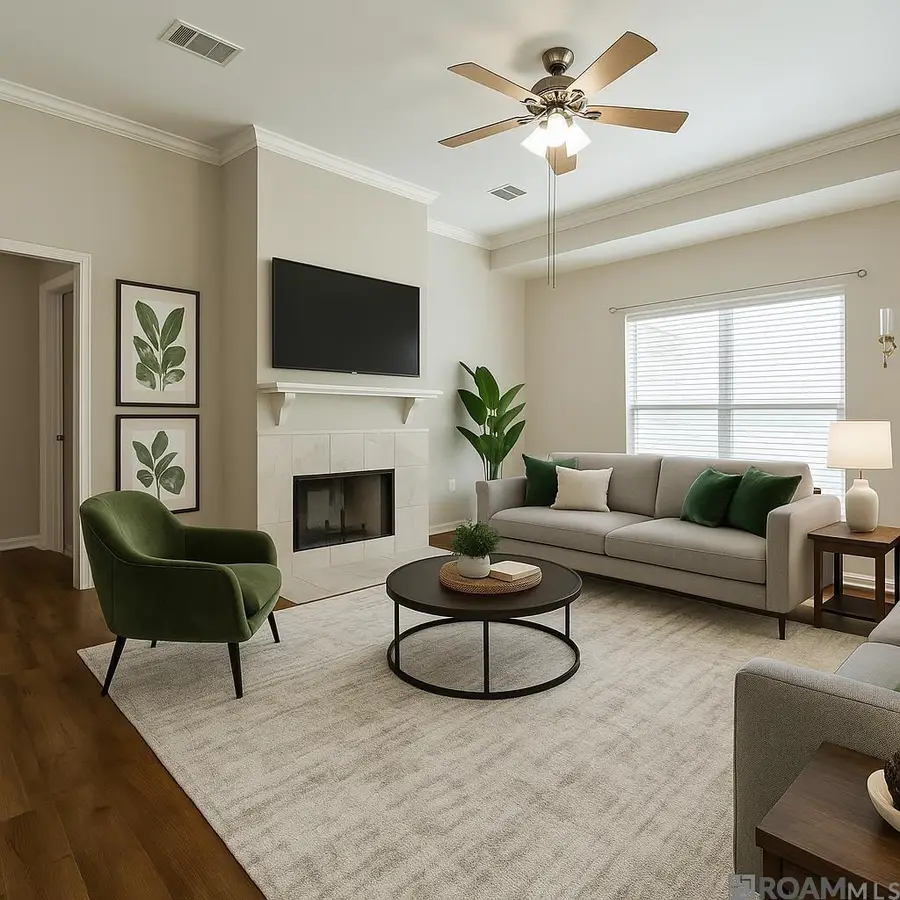 12196 Tallow Ridge Dr, Gonzales, LA 70737 - Image #2