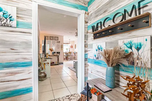 9711 Foster Rd, Baton Rouge, LA 70811