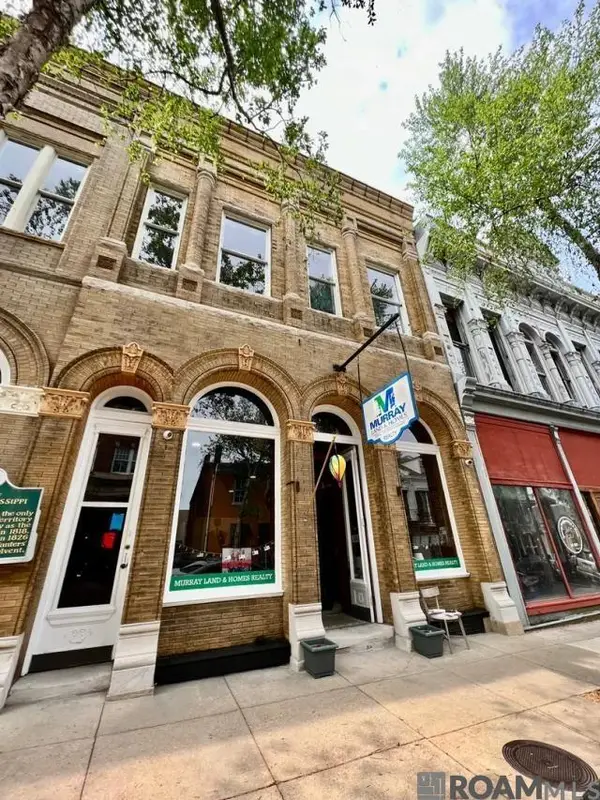 326-328 Main St, Natchez, MS 39120