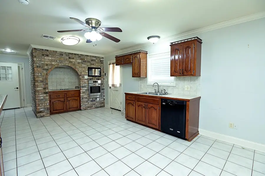 1119 Highway 20, Thibodaux, LA 70301 - #3