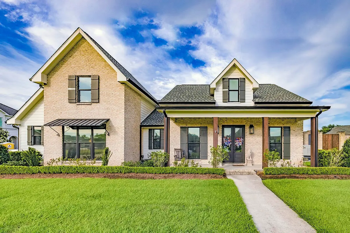 174 Bayou Lafourche Drive, Thibodaux, LA 70301 - #1