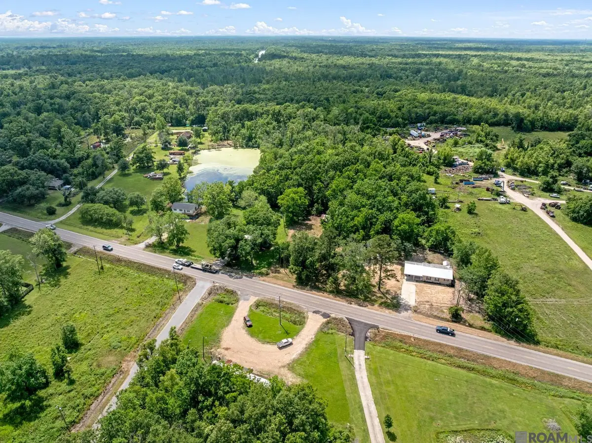 11321 La Hwy 22, Saint Amant, LA 70774 - Image #1