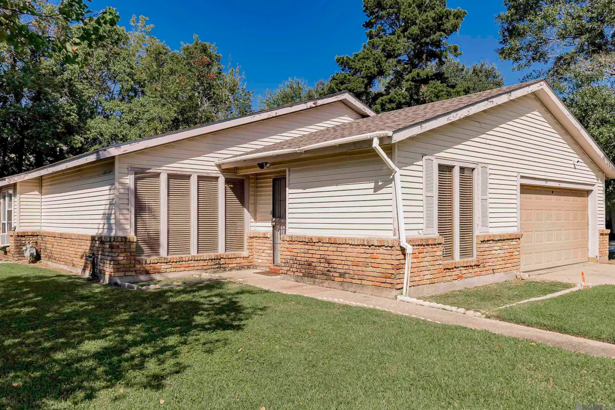 2121 Oak Knoll Dr, Baton Rouge, LA 70815 - Image #1