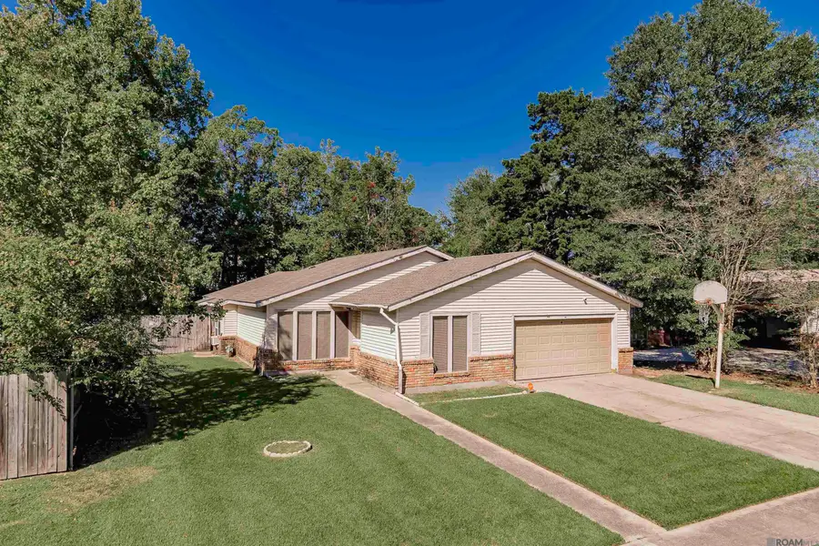 2121 Oak Knoll Dr, Baton Rouge, LA 70815 - Image #2