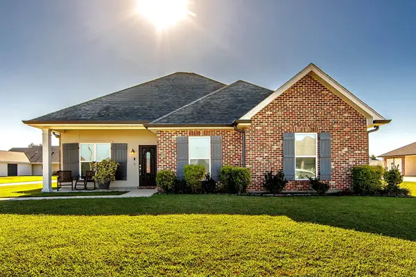 151 Rue Claudet, Lockport, LA 70374