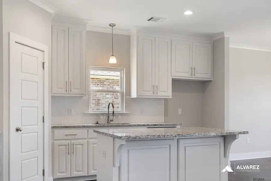 1545 Frankel Ave, Zachary, LA 70791 - #3