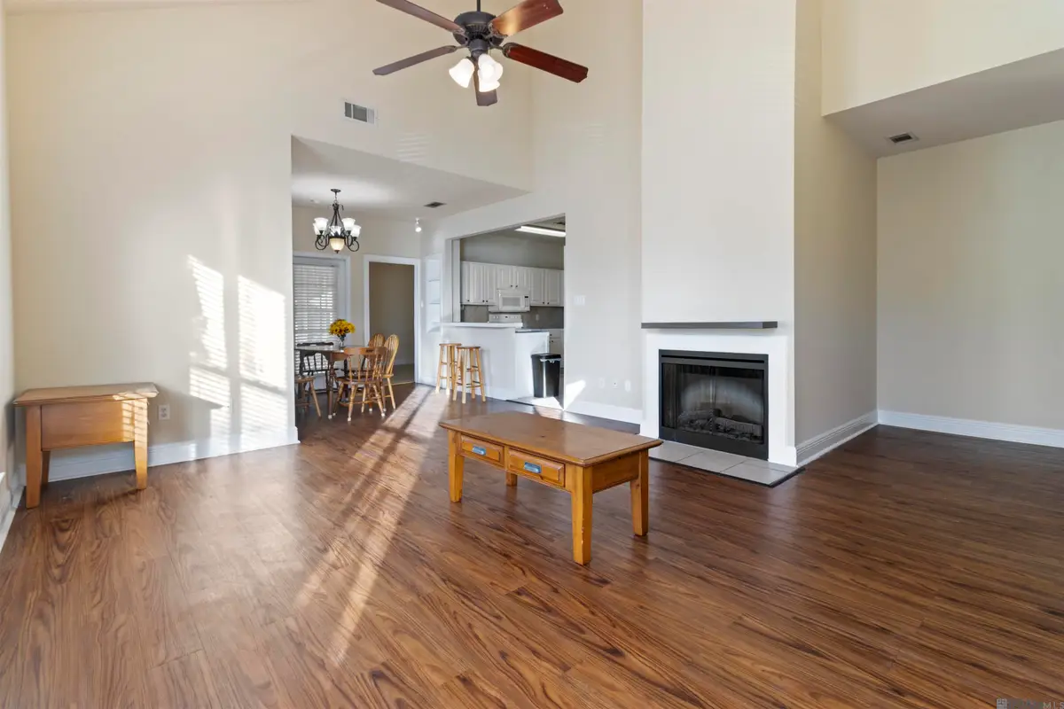 5167 Etta St #9F, Baton Rouge, LA 70820 - Image #1