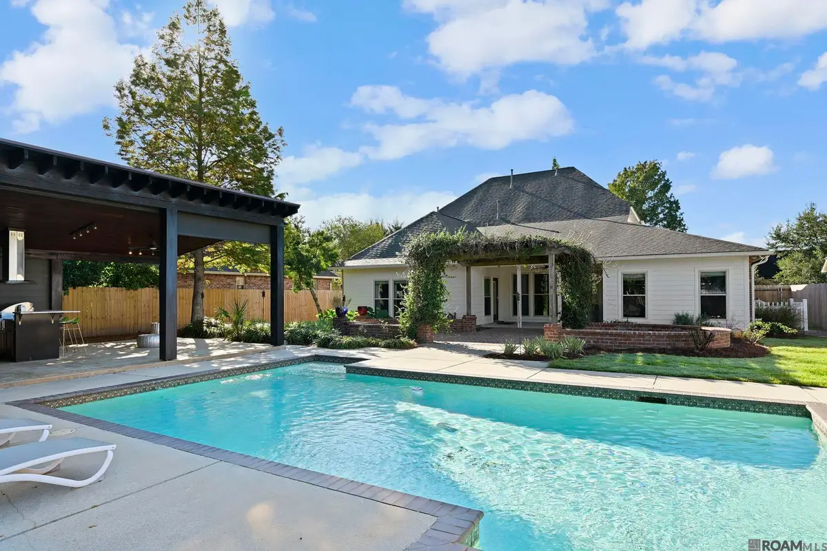 38190 Springwood Ave, Prairieville, LA 70769 - Image #1