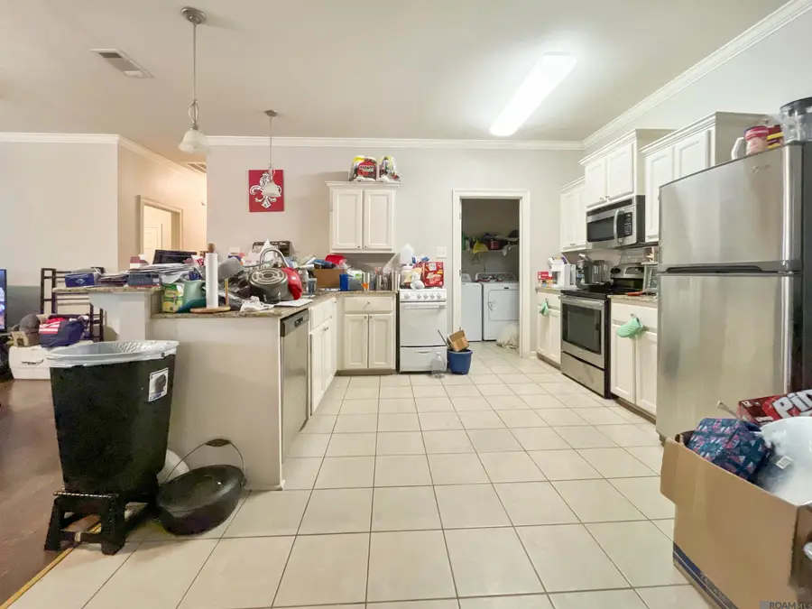 32505 Cynthia Dr, Denham Springs, LA 70726 - Image #3