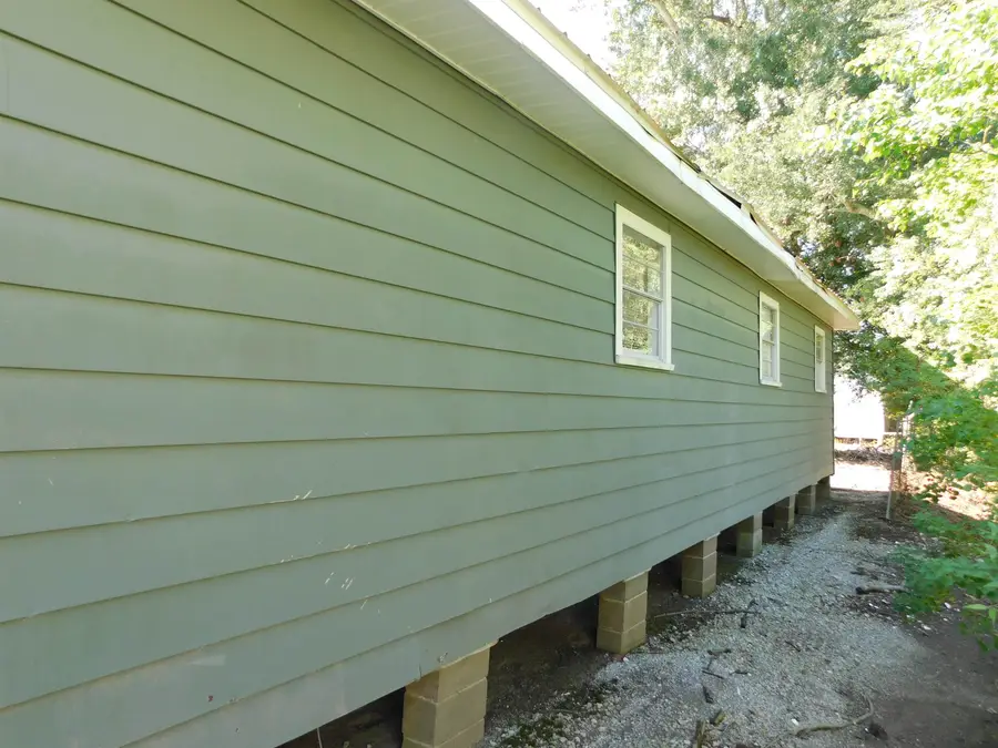 168 W 182nd Place, Galliano, LA 70354 - #3